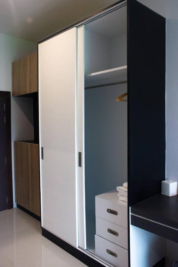 De Vine House Otel Roi Et Dış mekan fotoğraf