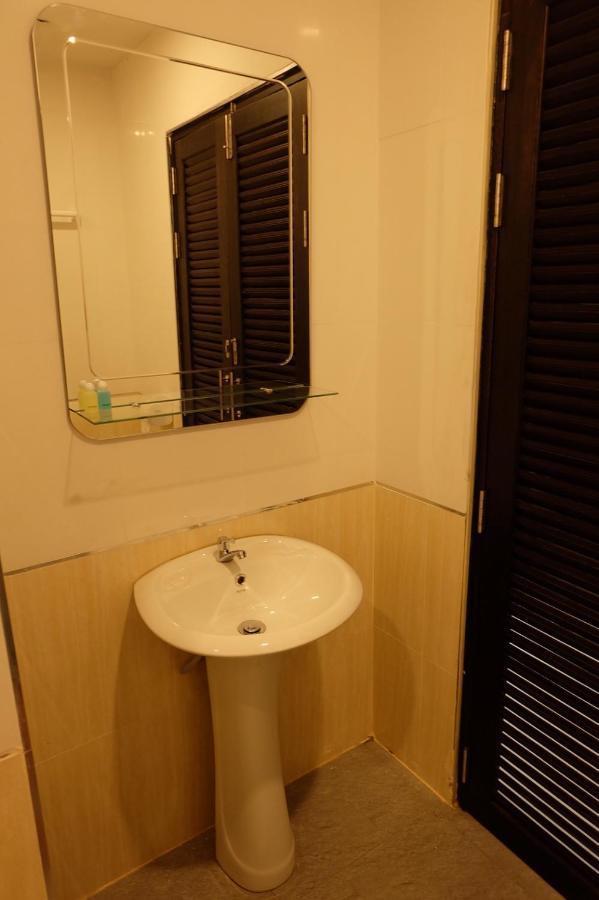 De Vine House Otel Roi Et Dış mekan fotoğraf