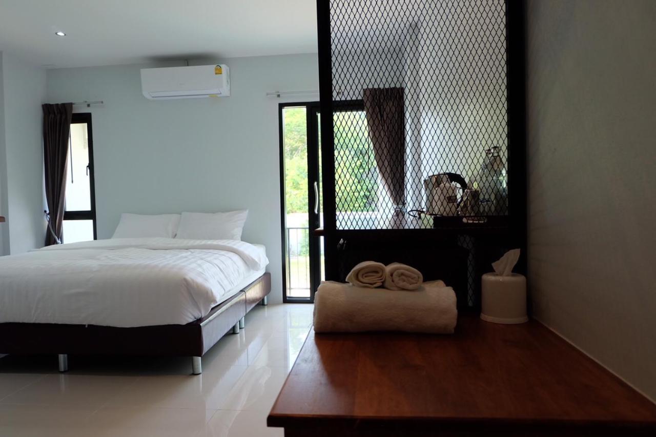 De Vine House Otel Roi Et Dış mekan fotoğraf
