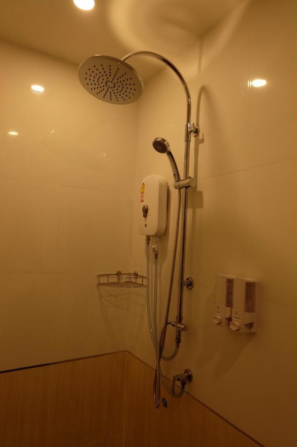 De Vine House Otel Roi Et Dış mekan fotoğraf